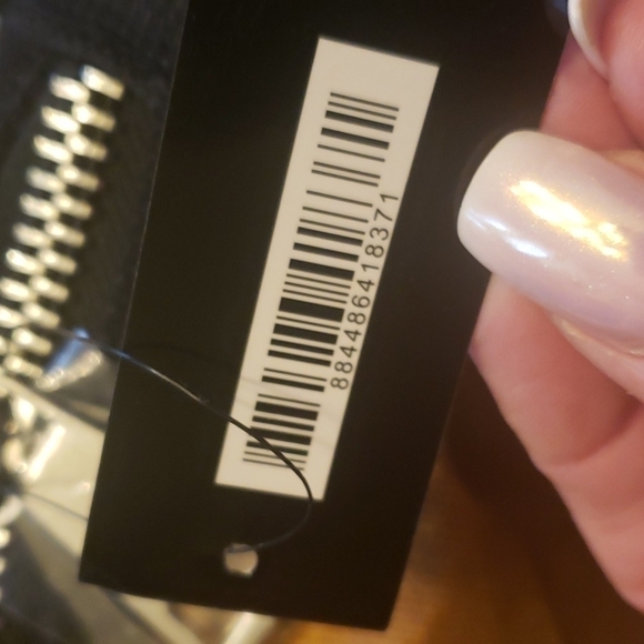 redken brews NYC Grooming bag or toiletry bag. - Picture 7 of 7